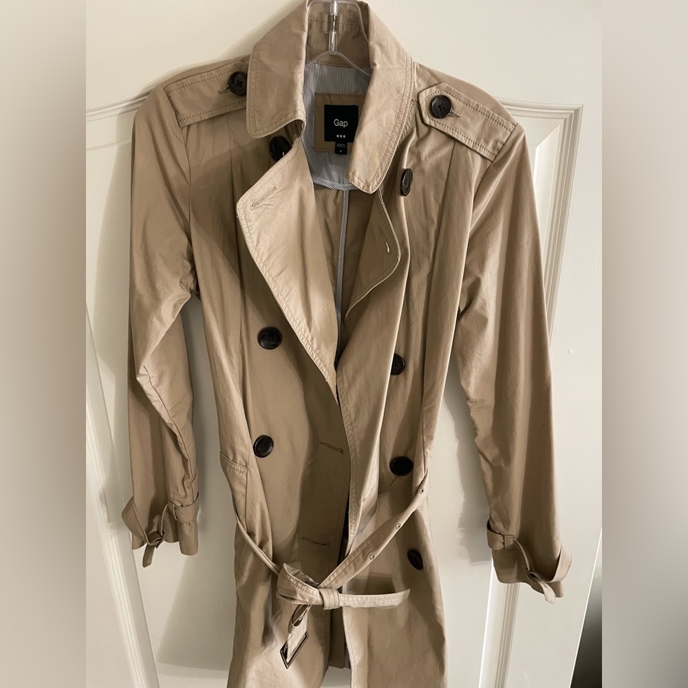 Gap Women’s Trench Coat (Worn Twice)
